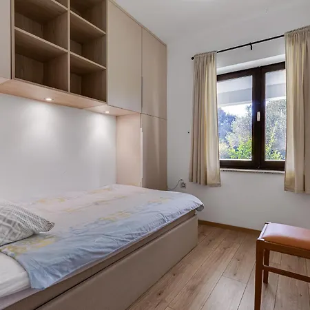Anica-1 By Interhome Apartmán *