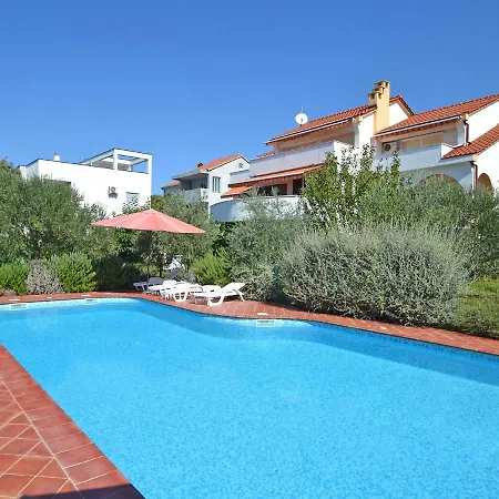 Anica-1 By Interhome Daire