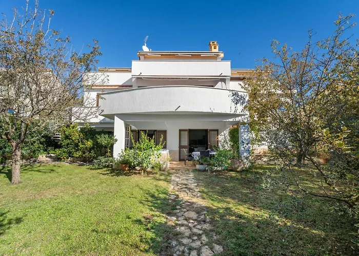 Anica-1 By Interhome Задар